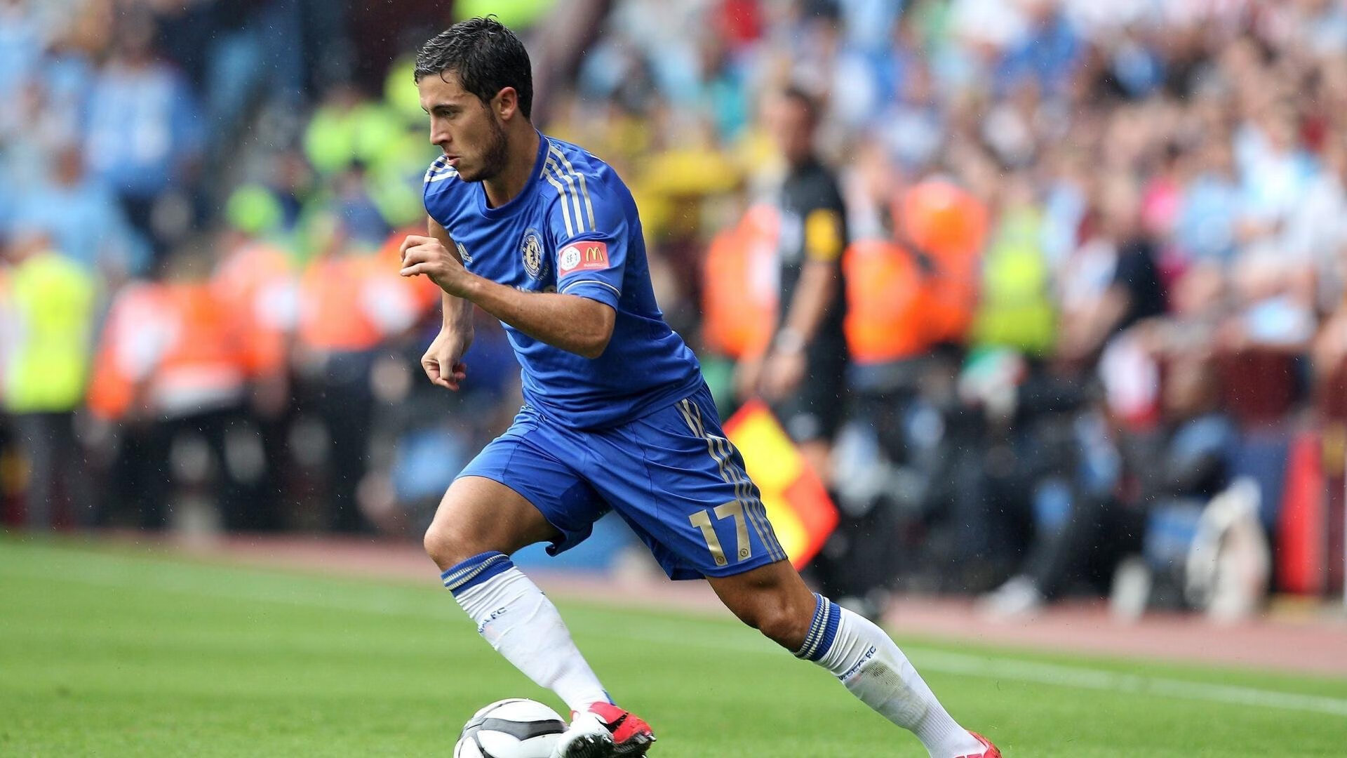 布鲁诺闪电破门，尼斯三球粉碎秘鲁悬念